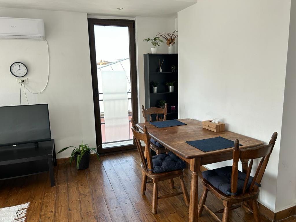 Lovely Apartment In Villa In Bukarest Kültér fotó